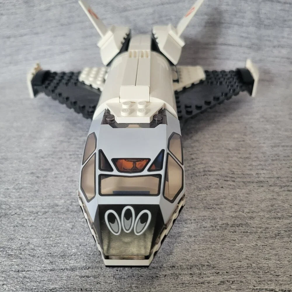 LEGO CITY: Mars Research Shuttle (60226)